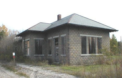 DM Millersburg MI Depot